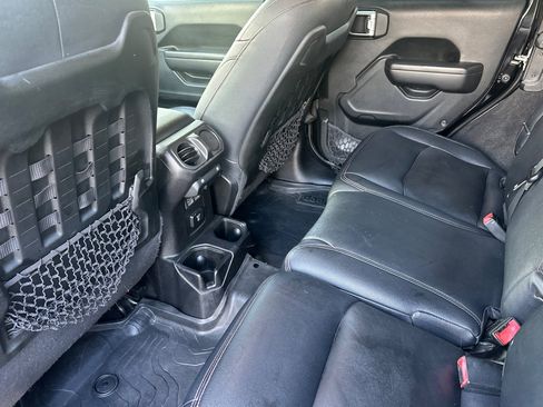 Used 2020 Jeep Wrangler Unlimited Rubicon image 15