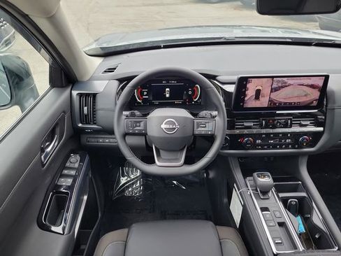 New 2026 Nissan Pathfinder SL FWD image 23
