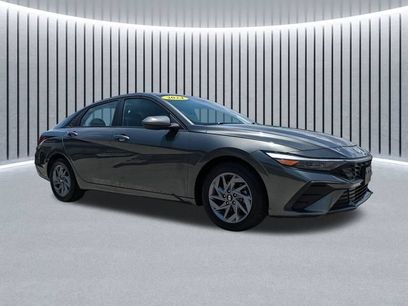 Used 2024 Hyundai Elantra SEL