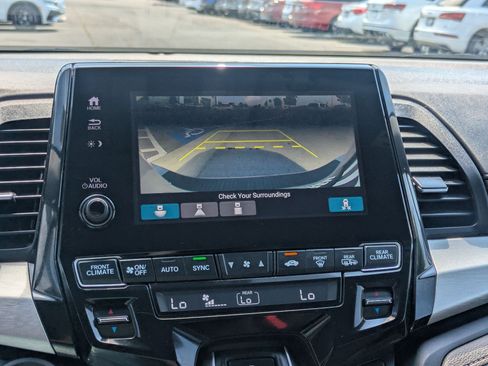 Used 2021 Honda Odyssey EX image 25