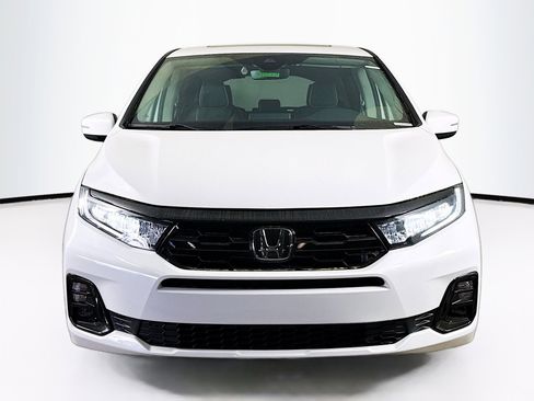 New 2026 Honda Odyssey Elite image 3