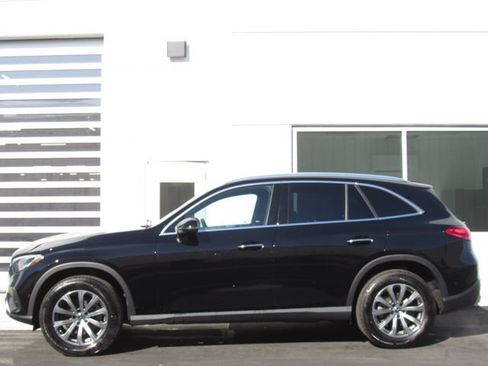 Certified 2026 Mercedes-Benz GLC 300 4MATIC image 4