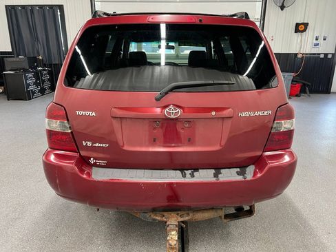 Used 2004 Toyota Highlander 4WD V6 w/ Appearance Pkg image 5