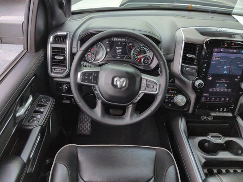 Used 2025 RAM 1500 Laramie w/ Sport Appearance Package AWD/4WD image 16