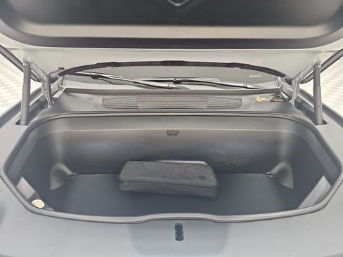 Used 2024 Rivian R1S Adventure AWD/4WD image 14