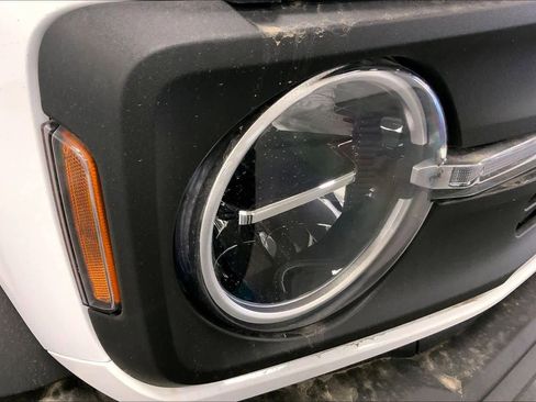 New 2025 Ford Bronco Base image 13