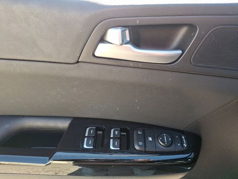 Used 2022 Kia Sportage Nightfall Edition w/ Nighfall AWD Premium Package image 13