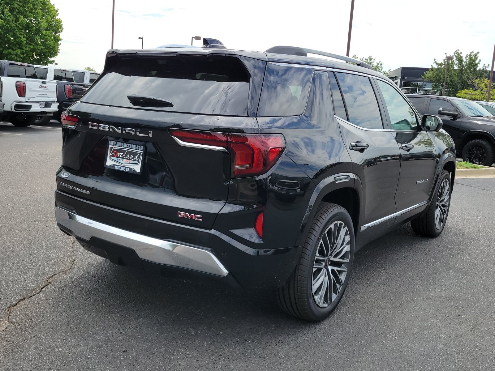 New 2027 GMC Terrain Denali AWD/4WD image 3