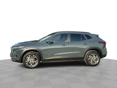 Used 2025 Chevrolet Trax LT