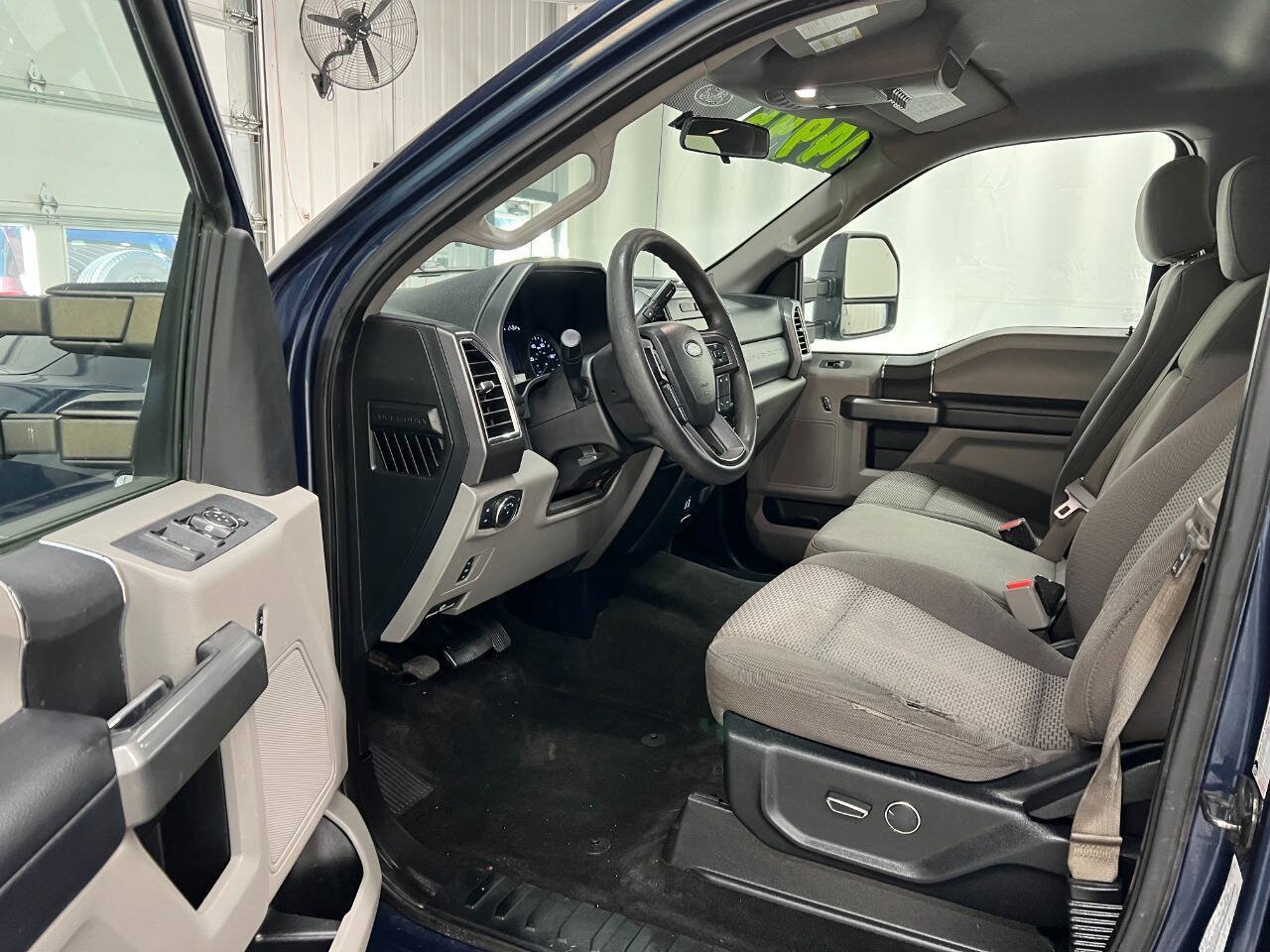 Used 2017 Ford F250 XLT w/ XLT Value Package AWD/4WD image 7