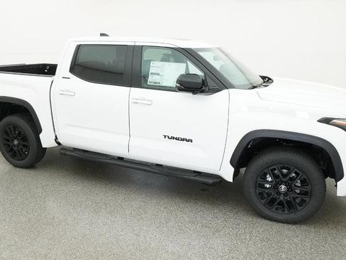 New 2026 Toyota Tundra Limited AWD/4WD image 25