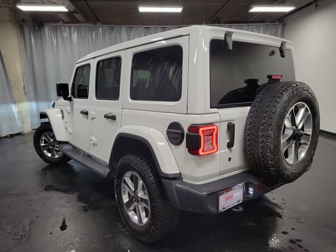 Used 2019 Jeep Wrangler Unlimited Sahara w/ LED Lighting Group image 7