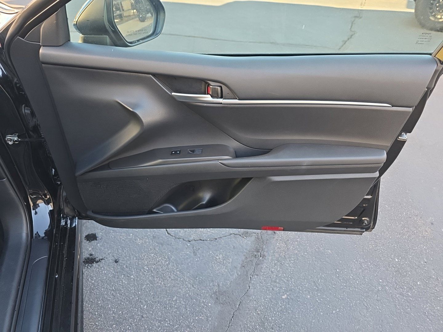 Used 2024 Toyota Camry SE AWD/4WD image 33