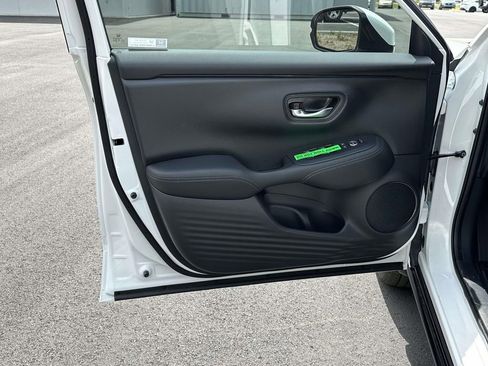 New 2026 Honda HR-V EX-L image 5