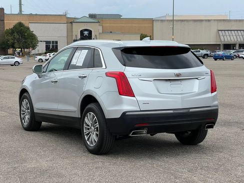 Used 2018 Cadillac XT5 Luxury w/ Driver Awareness Package AWD/4WD image 10