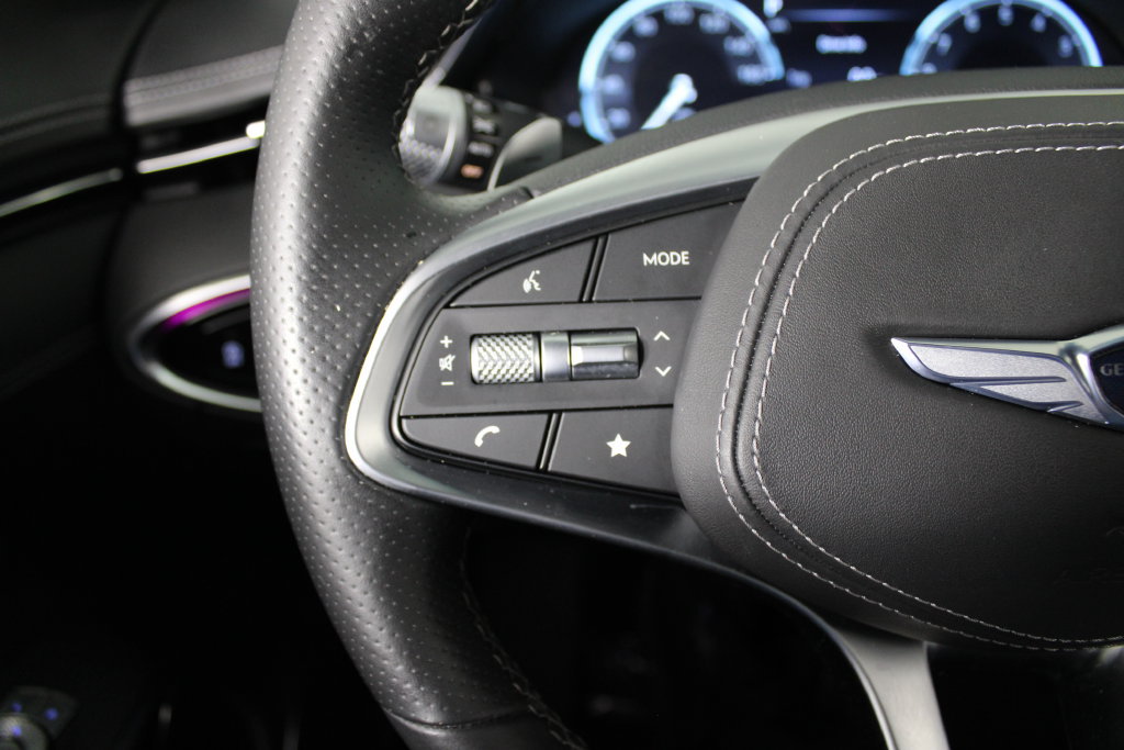 Used 2024 Genesis GV70 3.5T Sport w/ Sport Prestige Package AWD/4WD image 24