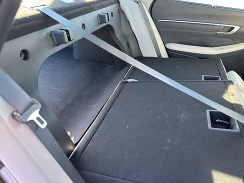 Used 2024 Hyundai Sonata Limited image 40