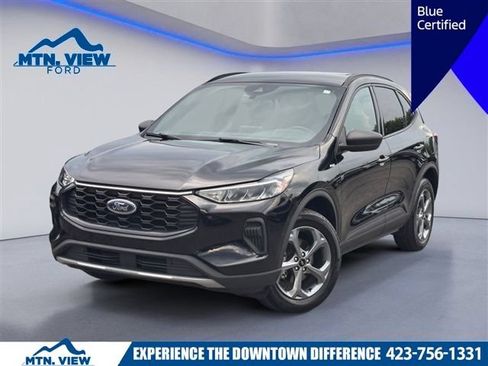 Used 2025 Ford Escape ST-Line AWD/4WD image 1