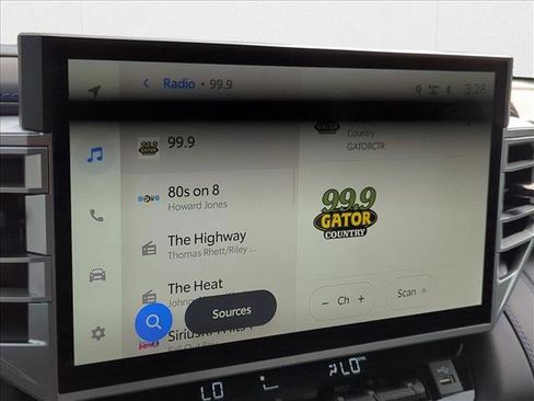 New 2025 Toyota Tundra Platinum image 12