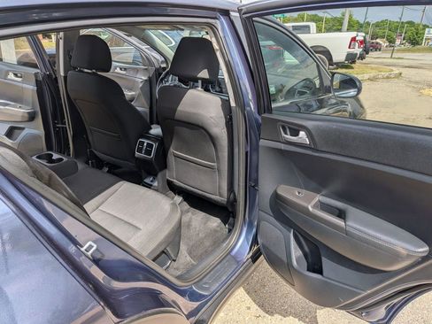 Used 2021 Kia Sportage LX FWD image 23