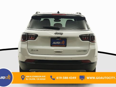 Used 2024 Jeep Compass Limited image 12