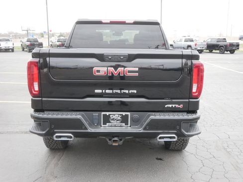 Used 2024 GMC Sierra 1500 AT4 AWD/4WD image 9