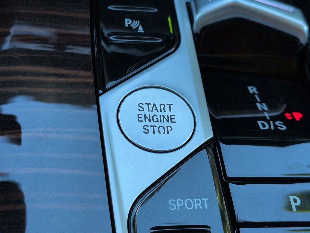 New 2027 BMW X7 xDrive40i AWD/4WD image 29