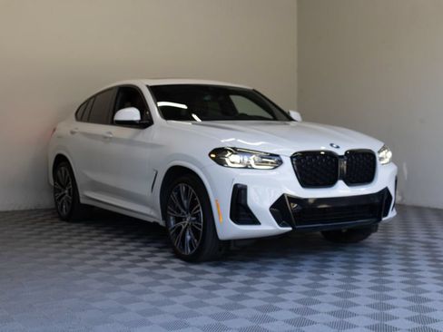 Used 2023 BMW X4 xDrive30i w/ M Sport Package AWD/4WD image 6
