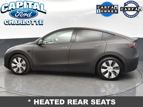 Used 2022 Tesla Model Y Long Range image 5