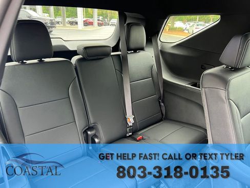 Used 2026 Chevrolet Traverse LT FWD image 20