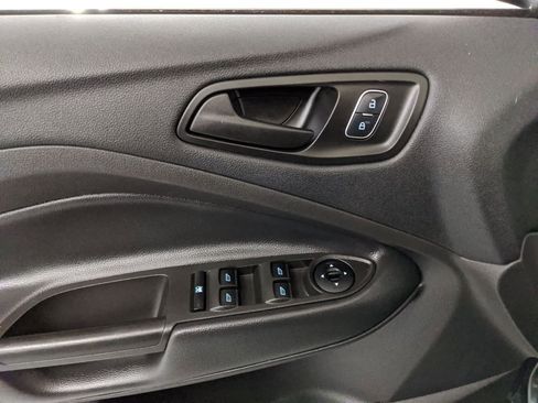 Certified 2018 Ford Escape S image 15