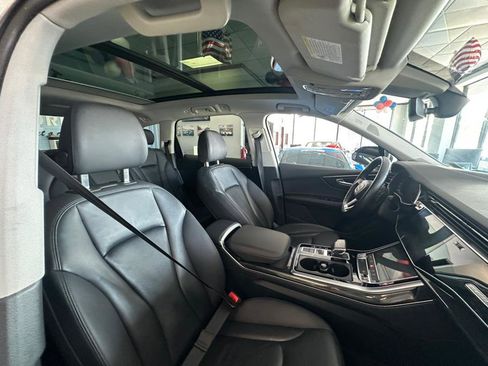 Used 2020 Audi Q7 3.0T Premium Plus w/ Premium Plus Package image 38