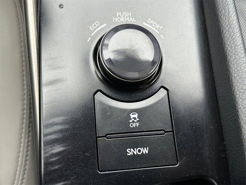 Used 2014 Lexus IS 250 AWD image 31