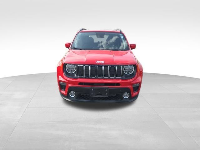 Used 2020 Jeep Renegade Latitude w/ Cold Weather Group FWD image 2