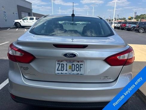 Used 2014 Ford Focus SE FWD image 6