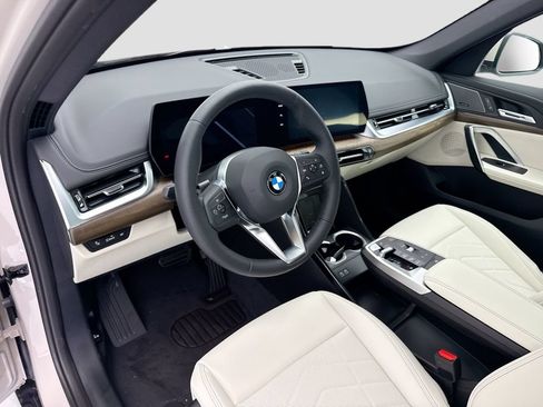 New 2026 BMW X1 xDrive28i w/ Convenience Package AWD/4WD image 9