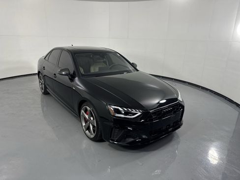 Used 2023 Audi A4 2.0T Premium Plus w/ Premium Plus Package AWD/4WD image 29