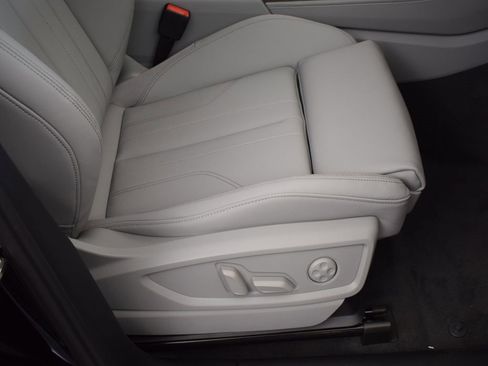 Certified 2024 Audi Q5 2.0T Premium Plus w/ Premium Plus Package image 15