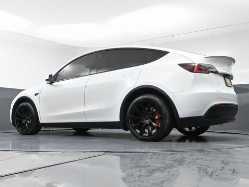 Used 2021 Tesla Model Y 2WD image 55
