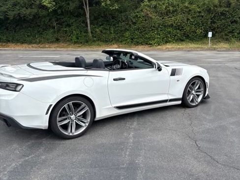 Used 2018 Chevrolet Camaro LT w/ RS Package RWD image 5