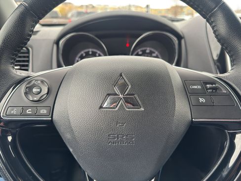Used 2024 Mitsubishi Outlander Sport SE image 14