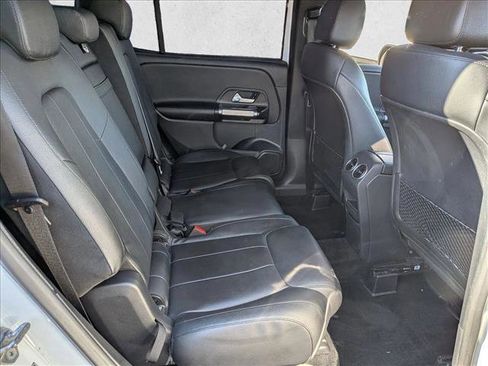 Used 2022 Mercedes-Benz GLB 250 image 22