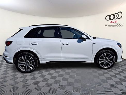 Used 2025 Audi Q3 2.0T Premium w/ Convenience Package AWD/4WD image 7