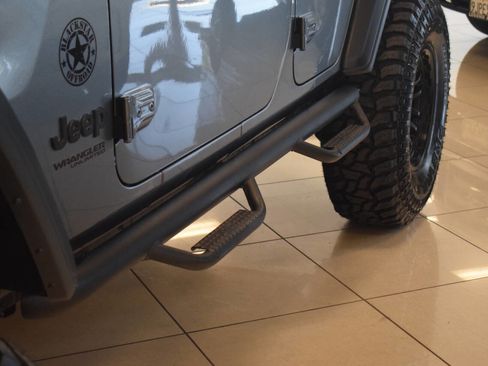 Used 2018 Jeep Wrangler Unlimited Sport S AWD/4WD image 19