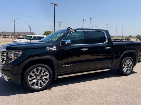 Used 2024 GMC Sierra 1500 Denali w/ Denali Reserve Package AWD/4WD image 14