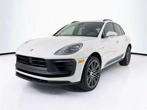 New 2026 Porsche Macan GTS image 1
