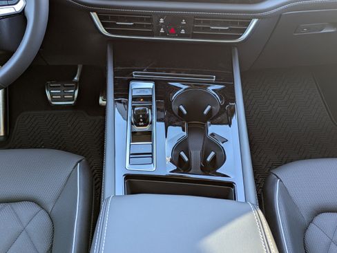 New 2026 Volkswagen Atlas SEL Premium R-Line AWD/4WD image 20