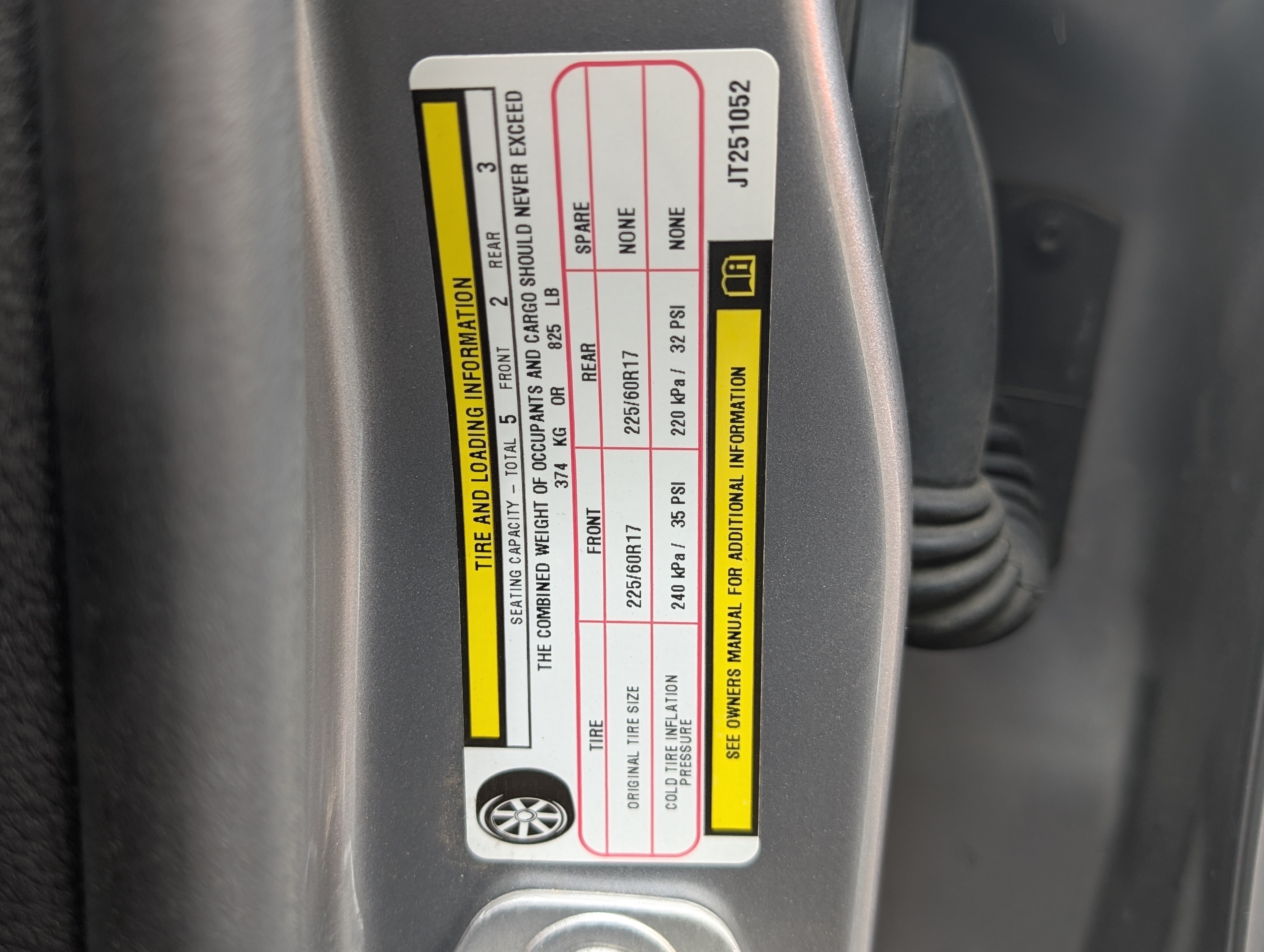 Used 2018 Jeep Compass Latitude FWD image 34