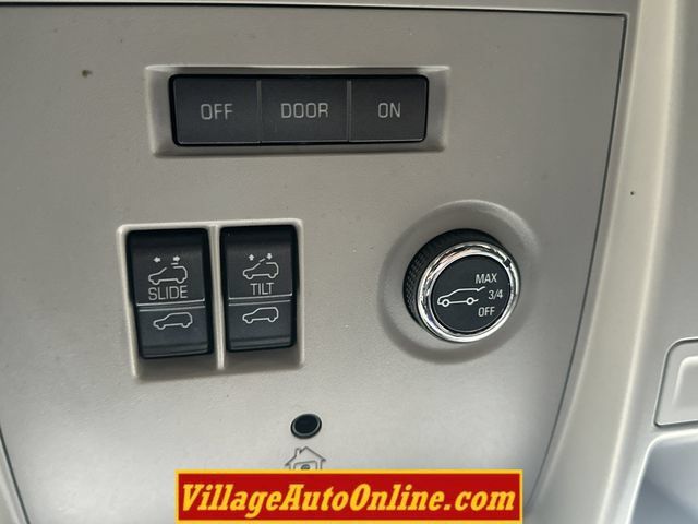Used 2015 Cadillac Escalade ESV Premium AWD/4WD image 18