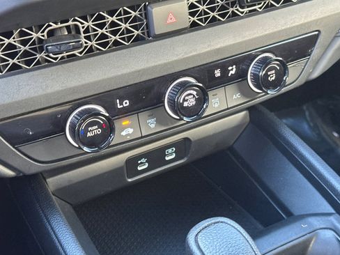 Used 2023 Honda Accord LX image 17